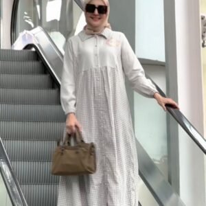 emily amroe salur